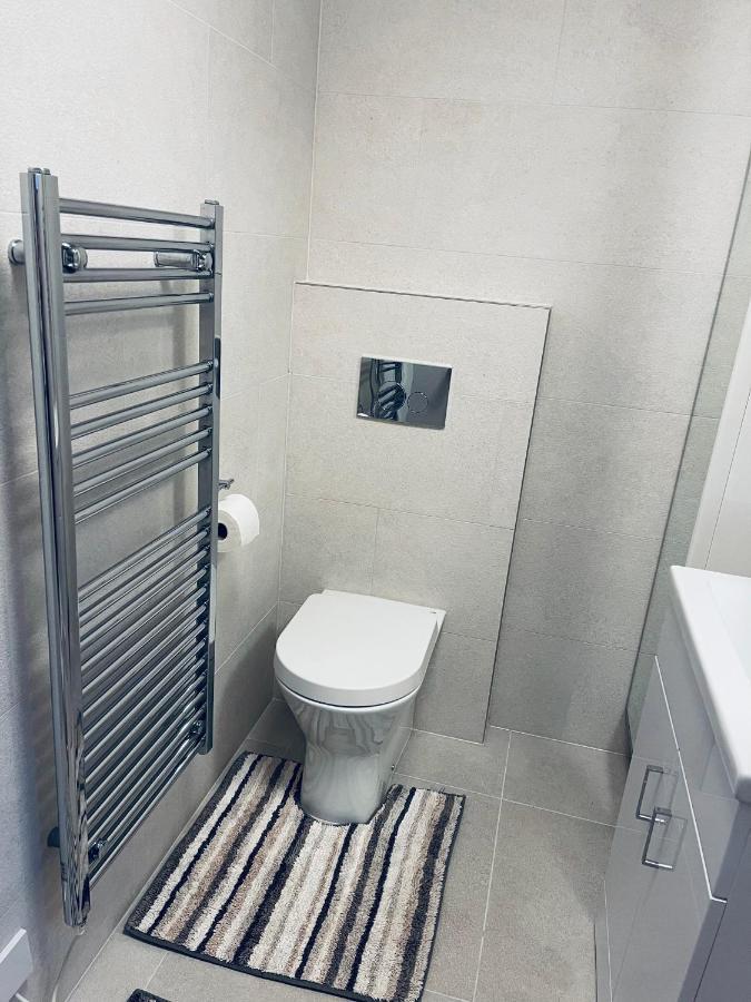 Central London Stylish Newly Decorated Studio Flat מראה חיצוני תמונה
